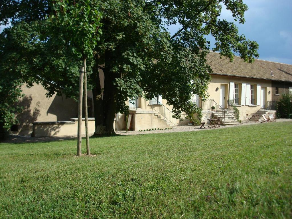 Les Communs Du Manoir Apartment Ecully Ngoại thất bức ảnh